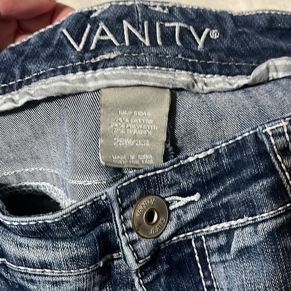 Vanity Jeans 29x33 - Picture 5 of 7